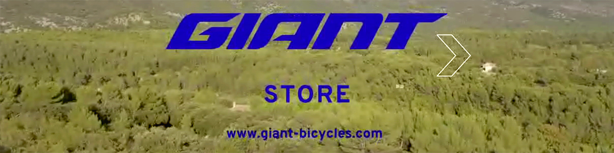 giant store voix off